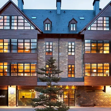 Hotel apartamentowy Petite *